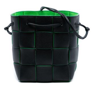 Bottega Veneta Tweedehands Kleine Nappa Maxi Intrecciato Cassette Emmer Tas