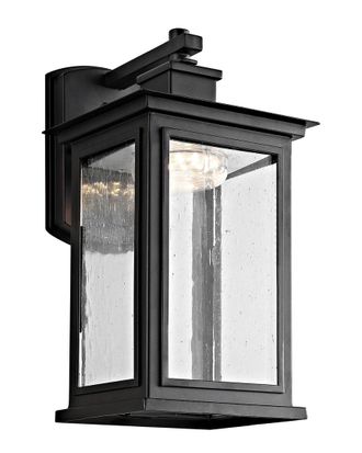 Safavieh Taylen Outdoor Wall Lantern