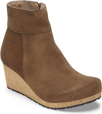Birkenstock Women Ebba Ankle Boot In Dark Tea