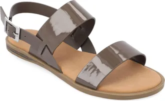 Journee Collection Women & apos;s Lavine Medium and Wide Width Flat Sandals
