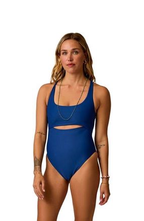 Carve Designs Sonny Compression One Piece DD Cup in Setsail at Nordstrom, Size Medium