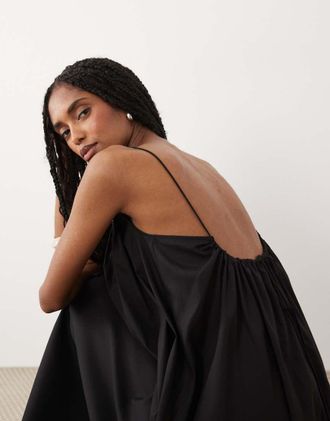 Arket Vestito lungo da mare nero con spalline sottili