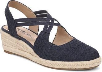 Life Stride Patience Wedge Sandal in Lux Navy at Nordstrom, Size 9.5