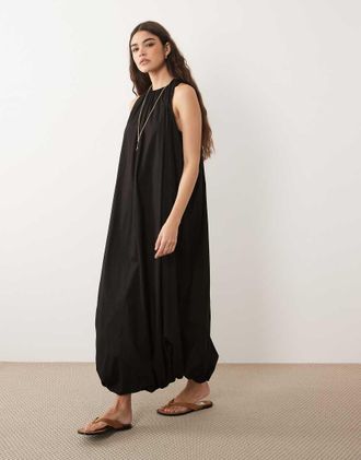 Asos Vestito lungo senza maniche nero con fondo a sbuffo