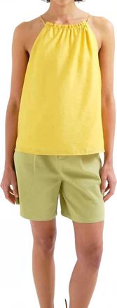Compa&ntilde;&iacute;afant&aacute;stica Golden Isles Halter Top In Yellow