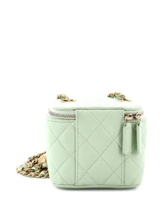 Chanel Pearl Crush Vanity Case with Chain Quilted Lambskin Mini clutch bag - Green