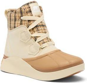 Sorel Out N About IV Chillz Waterproof Duck Boot in Honey White/Tawny Buff at Nordstrom Rack, Size 7.5
