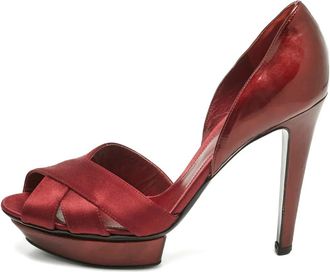 Sergio Rossi Pumps con design a incrocio e tacco - Rosso