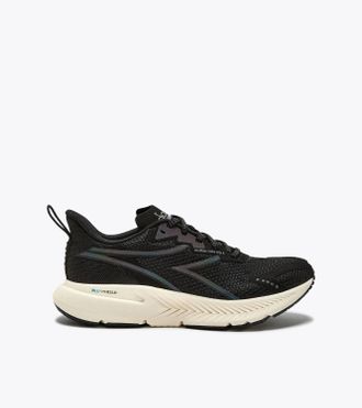 Diadora Womens Mythos Blushield Volo 4 Hip Sneaker In Black/ Whisper White