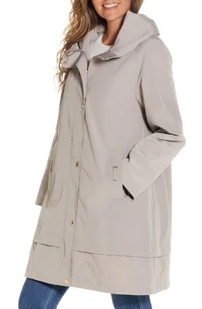 Gallery Water Resistant Hooded Rain Coat in Pebble at Nordstrom, Size Medium