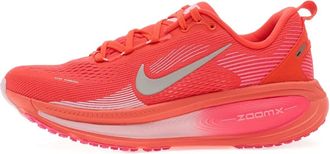 Nike Vomero 18 swoosh sneakers - Red