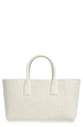 25SS new/BOTTEGA VENETA ノットロックトートバッグ Bag White BOTTEGA VENETA Calfskin Maxi Intrecciato Cassette Tote White