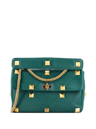 Valentino Garavani Roman Stud Flap Bag Quilted Leather Large crossbody bag - Groen