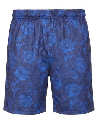 Umbro BOTTOMWEAR - Shorts & Bermuda Shorts sur YOOX.COM
