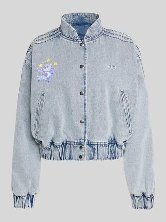 adidas Originals Relaxed Fit Jeansjacke aus reiner Baumwolle mit Stickereien in Jeansblau, Gr&ouml;&szlig;e XL