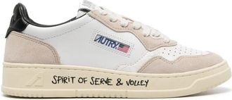 Autry Medalist Low Leather Sneakers