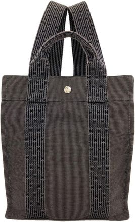 Herm&egrave;s Her Line Gray Canvas Backpack (Pre-Owned)