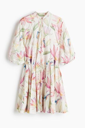 H&M Kleid mit Bindeg&uuml;rtel - Weiss/Gebl&uuml;mt