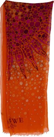 Loewe Loewe sjaal met levendige print in oranje modal