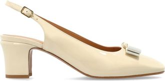 Ferragamo Schoenen, Dames, Beige, 37 1/2 EU, Leer, Vetty 55 Pumps met Hak