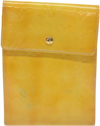 Louis Vuitton Kenmare Yellow Patent Leather Clutch Bag (Pre-Owned)