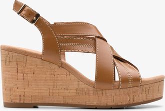 Clarks Sabina Sling Tan Leren Sandalen
