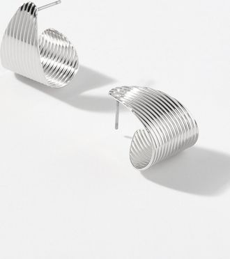 Simons Womens Groove curved earrings