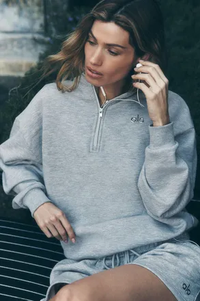 Alo | Accolade 1/4 Zip Pullover Top in Athletic Heather Grey, Size: Medium