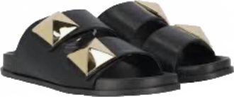 Ex&eacute; Womens Slide Studs Sandal In Black