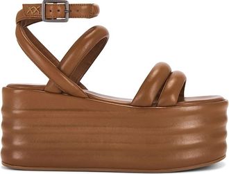 Free People Womens Iris Flatform Sandal In Luggage Leather