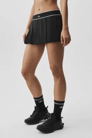 Alo | Low-Rise Amp It Up Tennis Skirt in Black, Size: Medium