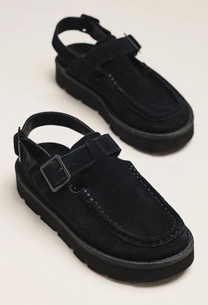 Clarks Meare Easy Chunky Sandals