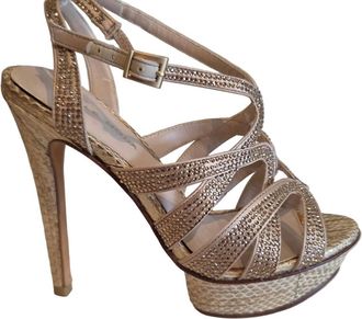 Pelle Moda Womens Flirt Evening Sandal In Gold
