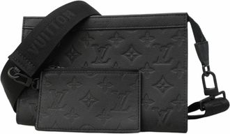 Louis Vuitton Black Shoulder Bag (Pre-Owned)