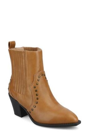 Journee Collection Braylee Western Chelsea Boot in Tan at Nordstrom Rack, Size 6.5