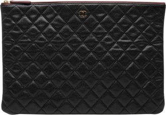 Chanel Pre-owned Clutches, female, Black, Size: ONE SIZE Pre-owned Quilted Pouch