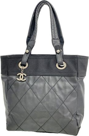 Chanel Black Leather Tote Bag (Pre-Owned)