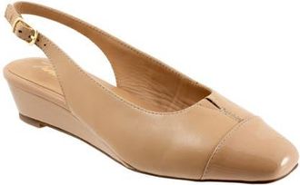 Trotters Dea Slingback Cap Toe Wedge Pump in Beige at Nordstrom, Size 10.5