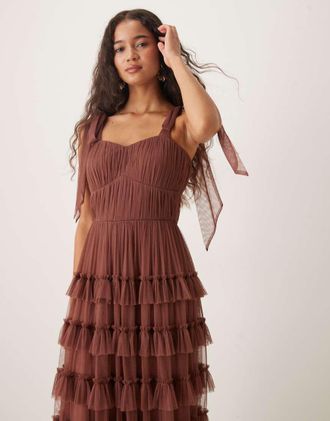 Lace & Beads Vestito midi marrone rosato un tulle con fiocchi sulle spalle