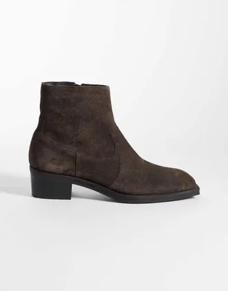 Asos Stivaletti con tacco cubano e dettagli stile western in camoscio marrone