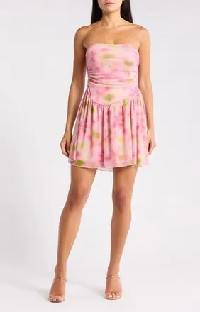 Madden Girl Ruched Strapless Minidress in Mauve Multi at Nordstrom Rack, Size X-Large