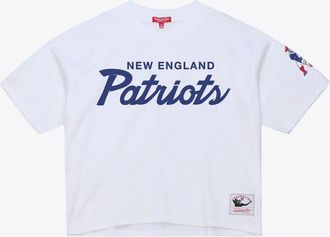 Mitchell & Ness Womens Mitchell & Ness White New England Patriots Head Coach Cropped T-Shirt at Nordstrom, Size X-Large