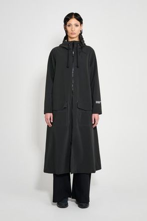 Stutterheim Mosebacke Long Patch Matte Raincoat in Black at Nordstrom, Size X-Small