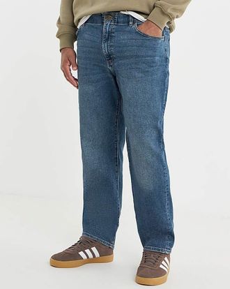 Lee Extreme Motion Straight Fit Jean