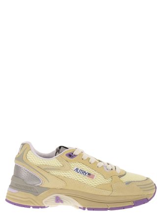 Autry Hyperway Wildleder- und Mesh-Trainer