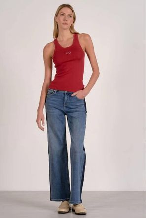 Elan Contrast Stitch Tank Top In Red