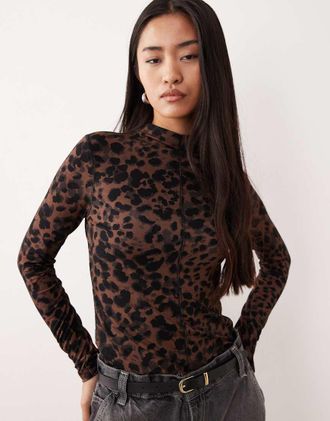 Nobody's Child Top accollato marrone animalier con cuciture a vista-Multicolore