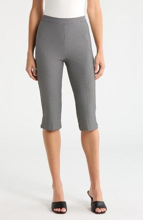 ASTR the Label Brecklynn Gingham Capri Pants in Black Gingham at Nordstrom, Size X-Large