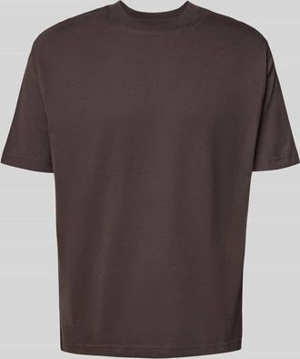 Mc Neal Loose Fit T-Shirt mit Rundhalsausschnitt in Mittelbraun, Größe L