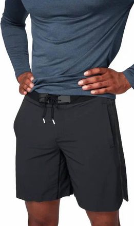 On Hybrid Shorts 2.0 In Black